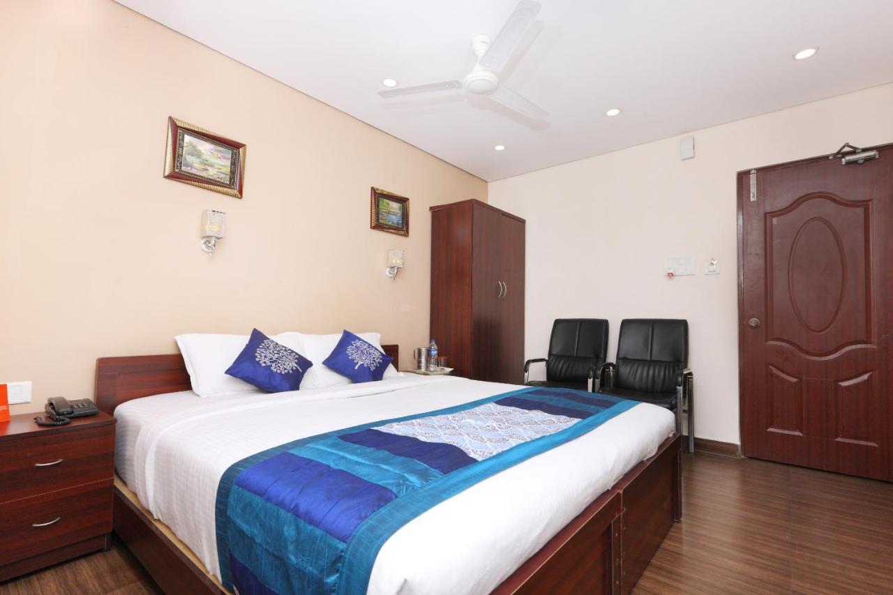 Hotel Oyo 1001 Palmtree Corporate Anna Nagar Chennai Exterior foto